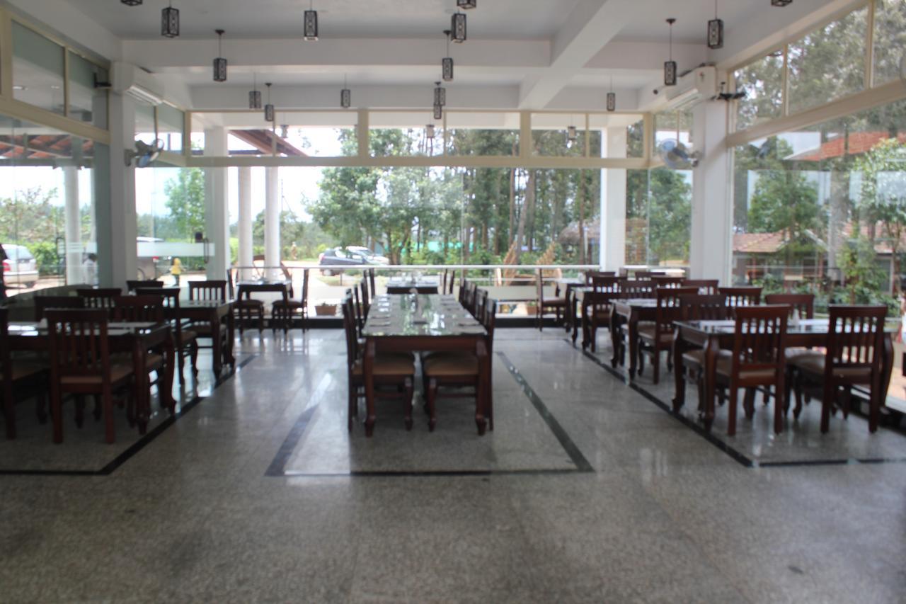 Coffee Grove Resort Chikmagalūr Exterior foto